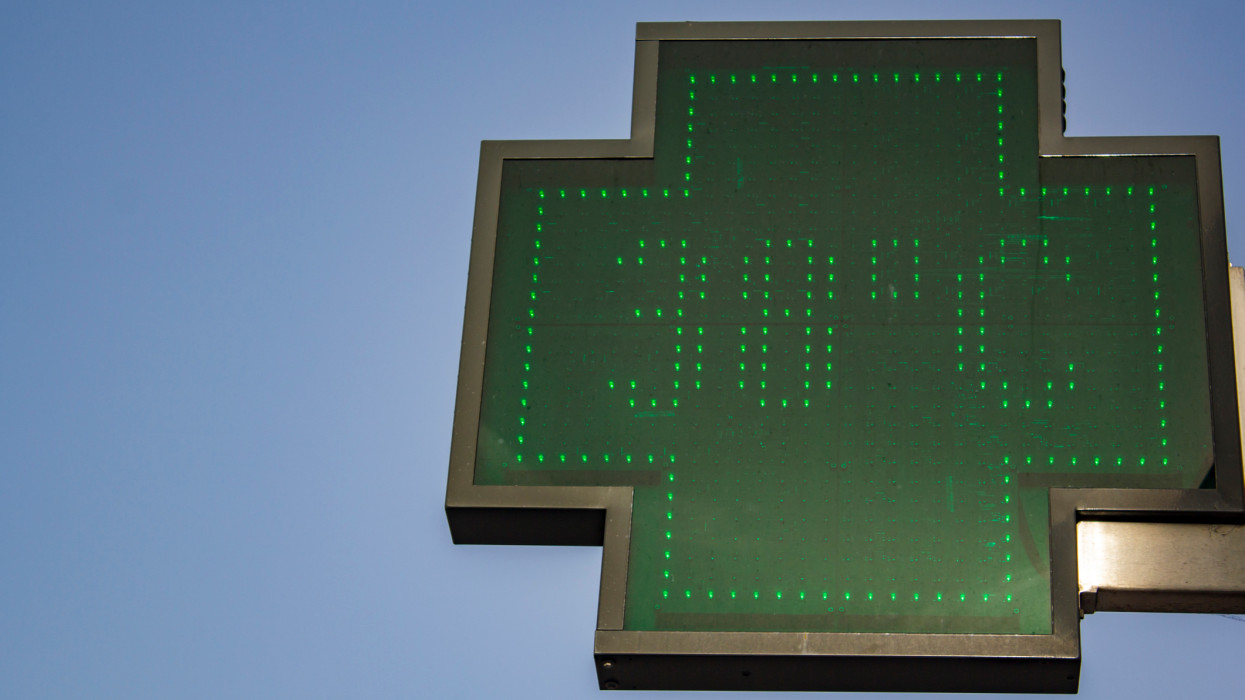 pharmacy sign marks the temperature in degrees Celsius heat summer